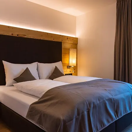 - Zell Am Apartment