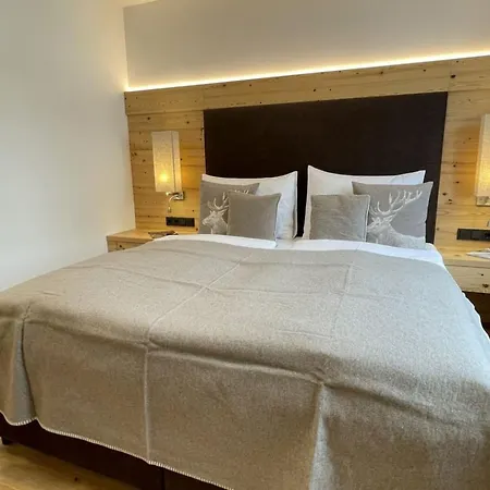 - Next To Areitxpress Liftstation Zell am See