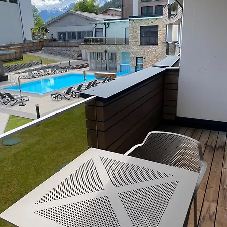 - Next To Areitxpress Liftstation Daire *